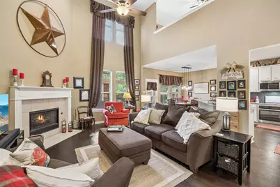 403 Springtree Road, Lake Dallas, TX 75065 - Photo 8