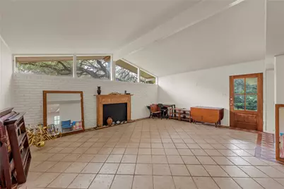 2425 Wendy Lane, Waco, TX 76710 - Photo 4