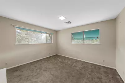 2425 Wendy Lane, Waco, TX 76710 - Photo 26