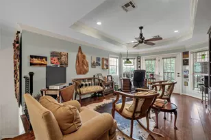 810 Forest Oaks Cir, Woodway, TX 76712 - Photo 26