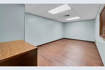 706 W 5th Street, Clifton, TX 76634 - Photo 14