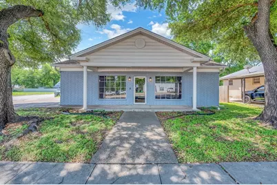706 W 5th Street, Clifton, TX 76634 - Photo 1