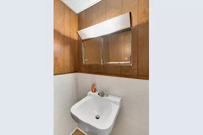 706 W 5th Street, Clifton, TX 76634 - Photo 18