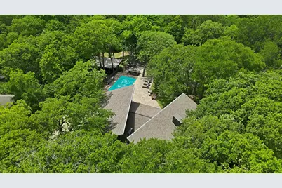 5 Country Place Circle, Dalworthington Gardens, TX 76016 - Photo 10