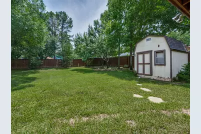 437 Heneretta Drive, Hurst, TX 76054 - Photo 24