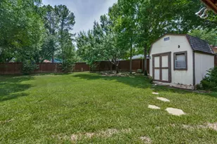 437 Heneretta Dr, Hurst, TX 76054 - Photo 24