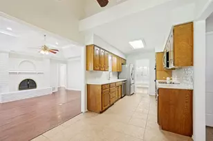 437 Heneretta Dr, Hurst, TX 76054 - Photo 8