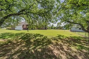 170 Paradise Canyon Cir, Paradise, TX 76073 - Photo 40