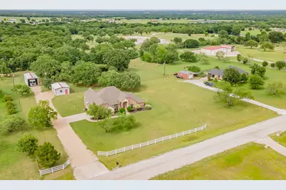 170 Paradise Canyon Circle, Paradise, TX 76073 - Photo 32