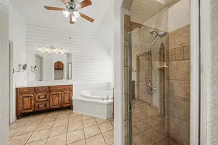 170 Paradise Canyon Cir, Paradise, TX 76073 - Photo 22