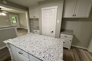 315 S Barry St, Mertens, TX 76666 - Photo 8