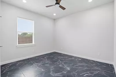 544 Highview Court, Godley, TX 76044 - Photo 8