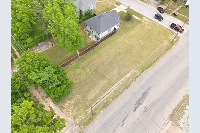 930 S Mirick Avenue, Denison, TX 75020 - Photo 4