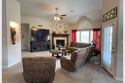 1748 River Run Drive, DeSoto, TX 75115 - Photo 20