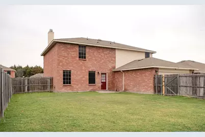 1030 April Showers Lane, Lancaster, TX 75134 - Photo 16