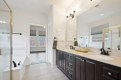 302 Village Trail, Trophy Club, TX 76262 - Photo 14