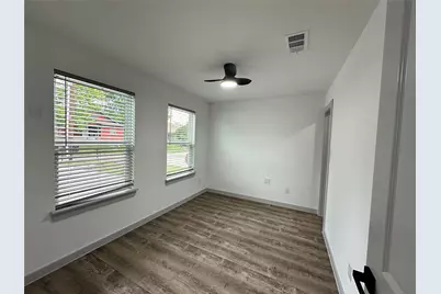 2107 Church Street #A, Greenville, TX 75401 - Photo 6