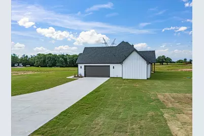 108 Bear Cat Court, Alvord, TX 76225 - Photo 34