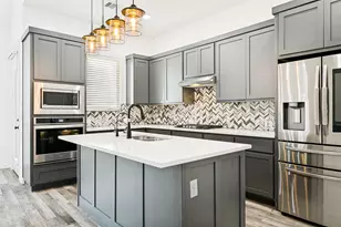 242 Woodson St, Irving, TX 75063 - Photo 6