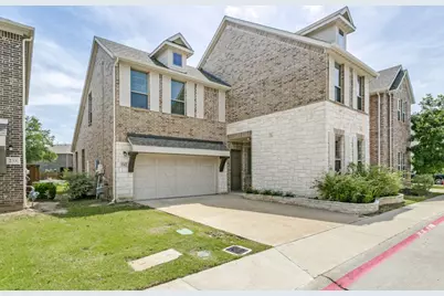 242 Woodson Street, Irving, TX 75063 - Photo 2