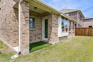 242 Woodson St, Irving, TX 75063 - Photo 20