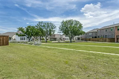 242 Woodson Street, Irving, TX 75063 - Photo 22
