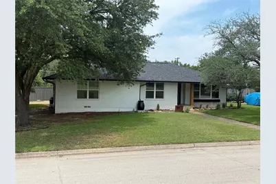 1045 Majors Drive, Mesquite, TX 75149 - Photo 2