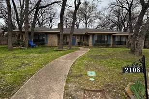 2108 Edgewood Ct, Arlington, TX 76013 - Photo 8