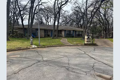 2108 Edgewood Court, Arlington, TX 76013 - Photo 1