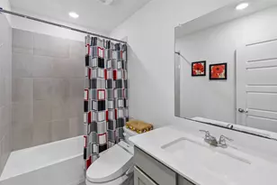 9721 Daisy Mae Ln, Aubrey, TX 76227 - Photo 20