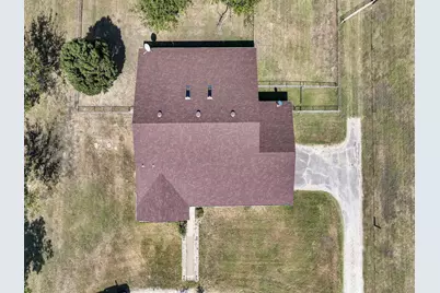 5108 Woodard Avenue, Cleburne, TX 76033 - Photo 8