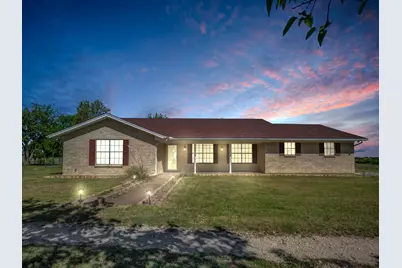 5108 Woodard Avenue, Cleburne, TX 76033 - Photo 2