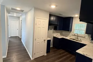 3823 Jamaica St, Dallas, TX 75210 - Photo 6