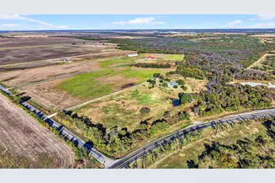 120 Vaughan Ln, Tioga, TX 76271 - Photo 18