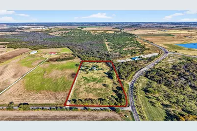 120 Vaughan Ln, Tioga, TX 76271 - Photo 16
