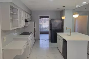 1333 Thunderbrook Dr, DeSoto, TX 75115 - Photo 2