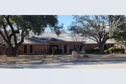 1333 Thunderbrook Drive, DeSoto, TX 75115 - Photo 1