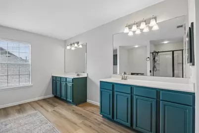 2049 Kingsbridge Drive, Heartland, TX 75126 - Photo 14