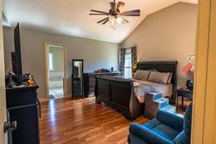 6852 Megan Ln, North Richland Hills, TX 76182 - Photo 14