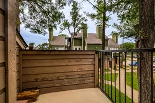 9809 Walnut St, Dallas, TX 75243 - Photo 12