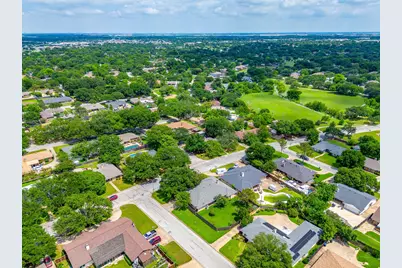 6800 Kingswood Drive, Fort Worth, TX 76133 - Photo 2