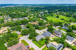 6800 Kingswood Dr, Fort Worth, TX 76133 - Photo 2