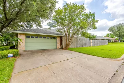 6800 Kingswood Drive, Fort Worth, TX 76133 - Photo 22