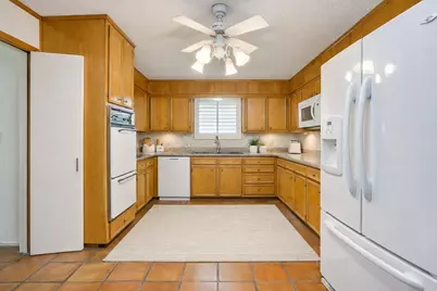 6800 Kingswood Drive, Fort Worth, TX 76133 - Photo 6