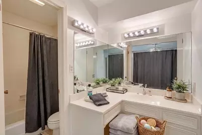 6800 Kingswood Drive, Fort Worth, TX 76133 - Photo 10