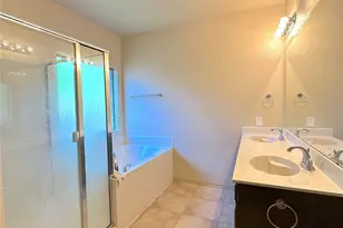 1212 Sunderland Ln, Fort Worth, TX 76134 - Photo 16