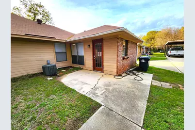 2202 Bolivar Street, Denton, TX 76201 - Photo 10