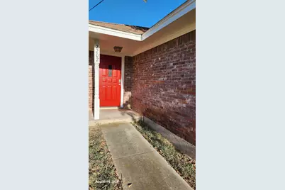 2202 Bolivar Street, Denton, TX 76201 - Photo 2