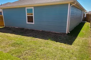 921 Mountain Laurel Rd, Princeton, TX 75407 - Photo 12