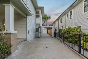 1143 Kings Hwy, Dallas, TX 75208 - Photo 18